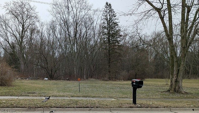 1st image of 1653 Mohawk Dr