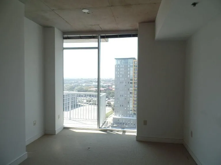 950 W Peachtree St #1514 — Photo 10