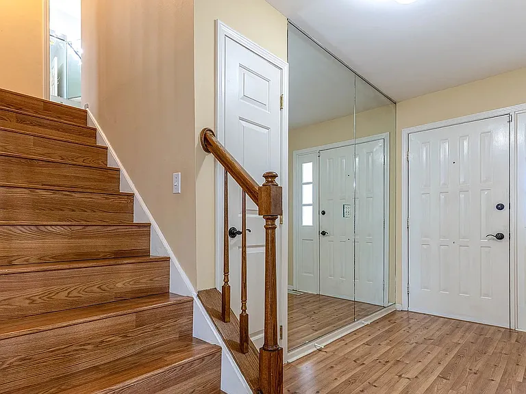 125 Pauline Ave — Photo 3