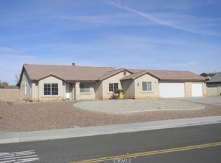 21228 Glenora Dr, Apple Valley, CA 92308