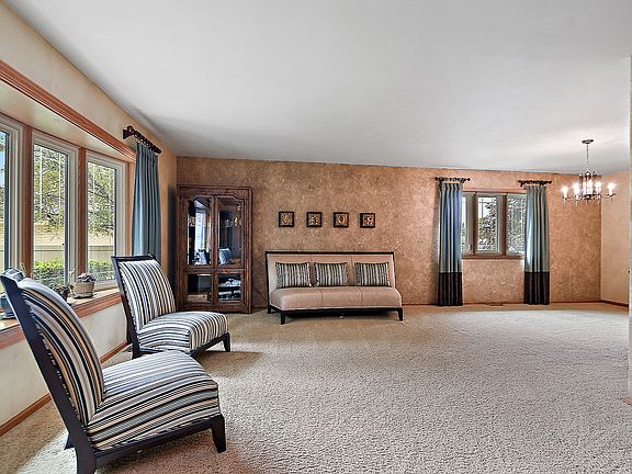 4th image of 13532 Mission Hills Ct