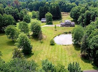 3090 Sourek Rd, Akron, OH 44333