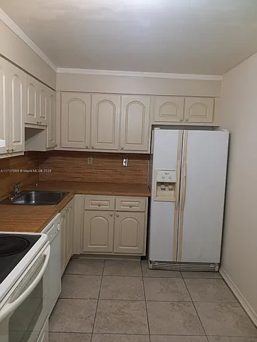 8267 SW 128th St #105 Photo 1