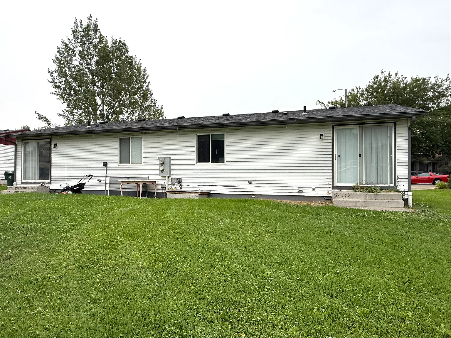 2 bed, 784 sqft, $1,099 — Photo 4