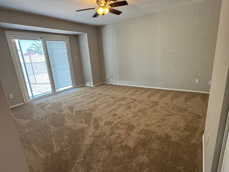 1107 W Piute Ave — Photo 15