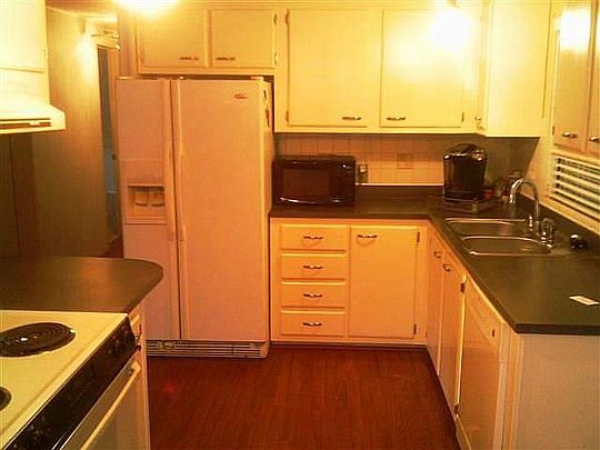 5th image of 3 Highland Falls Dr