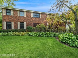 1607 Hertel Ln, Deerfield, IL 60015
