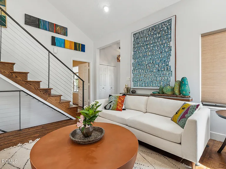 3061 Fawn Dr — Photo 6