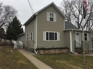 433 Broadway St, Berlin, WI 54923