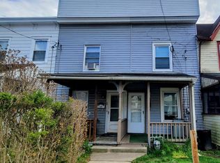 902 Merchant St, Coatesville, PA 19320