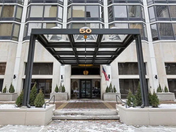 (undisclosed Address), Chicago, IL 60611