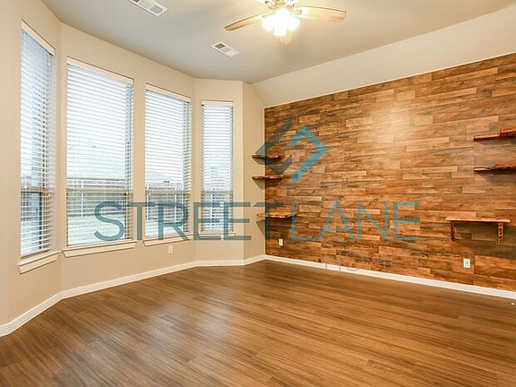 4th image of 2143 Brookside Dr