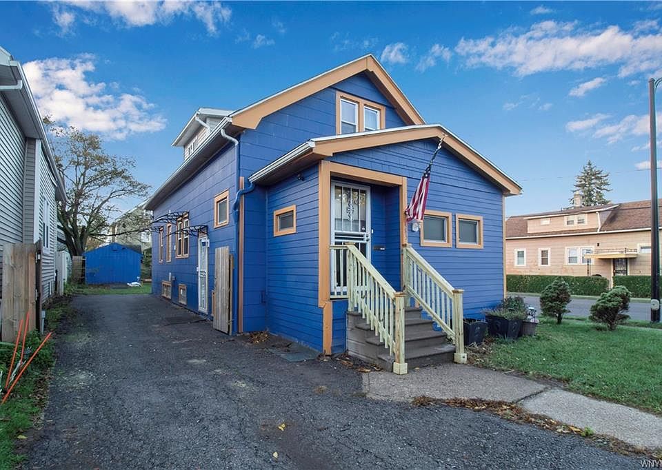 1st image of 483 Dartmouth Ave