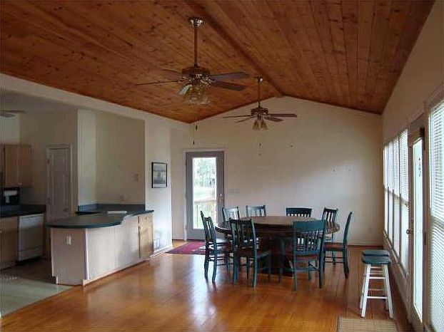 2nd image of 3814 Adams Rd