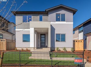 16591 SE Pleasant Valley Pkwy, Happy Valley, OR 97086