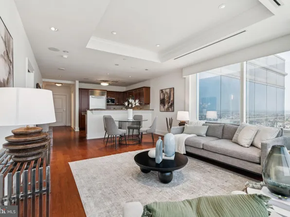 50 S 16th St Unit 4507, Philadelphia, PA 19102