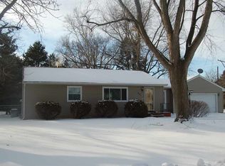 301 E Barbara St, Mount Morris, IL 61054