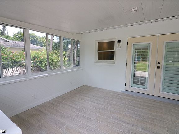 4th image of 20710 Sandy Ln
