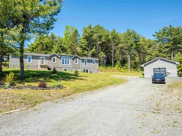 62 Ardoise Ln, West Hants, NS B0N 1L0