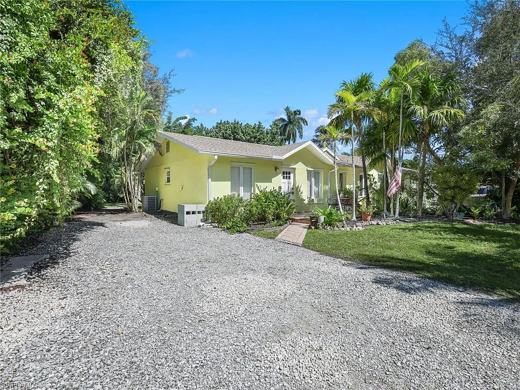 Sunset Homes — Photo 1
