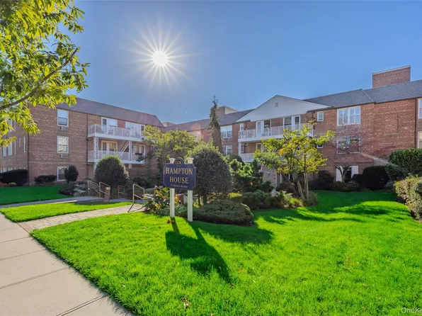 120 Morris Avenue #B5, Rockville Centre, NY 11570