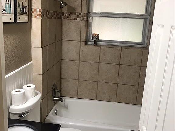 4th image of 4613 Darla Dr