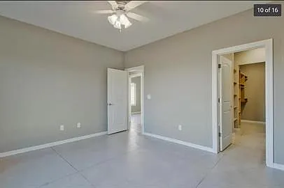 4863 N Hillside Ct — Photo 15