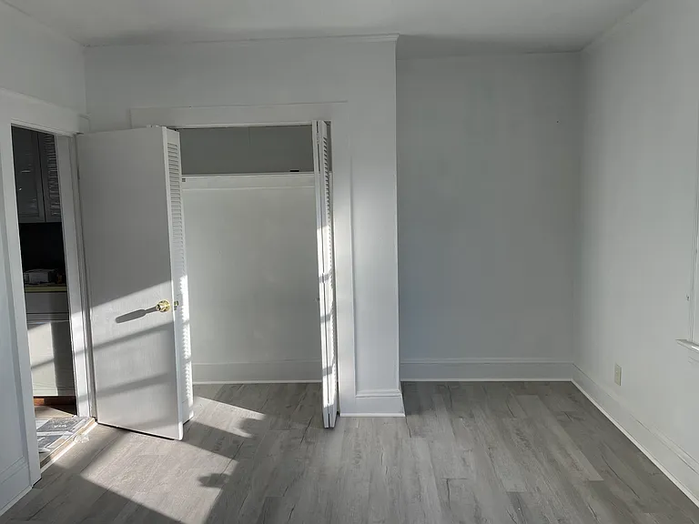 278 Campbell Ave #2 — Photo 5