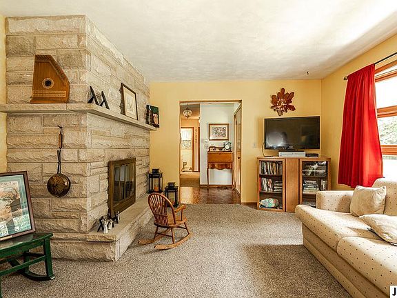 4th image of 14300 W Michigan Ave