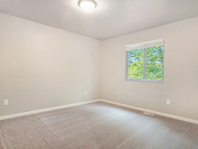 1002 Richard Ave — Photo 19