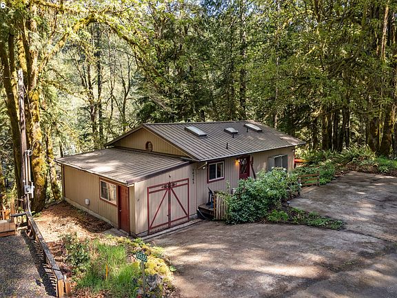 2nd image of 10265 Ridge View Ter
