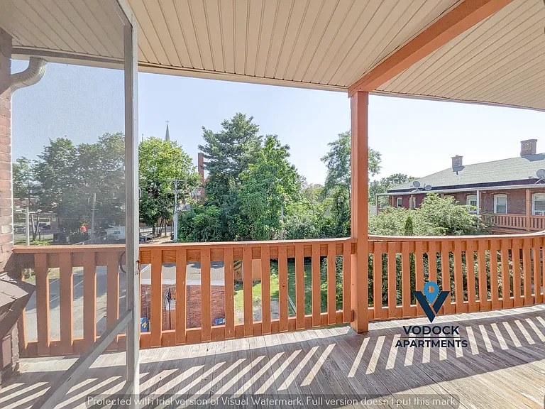 212 Lyman St #3L — Photo 16