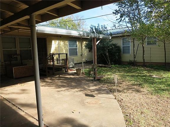 4th image of 2025 S 20th St