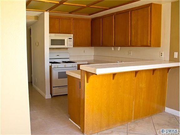 5th image of 1031 S Palmetto Ave APT P4