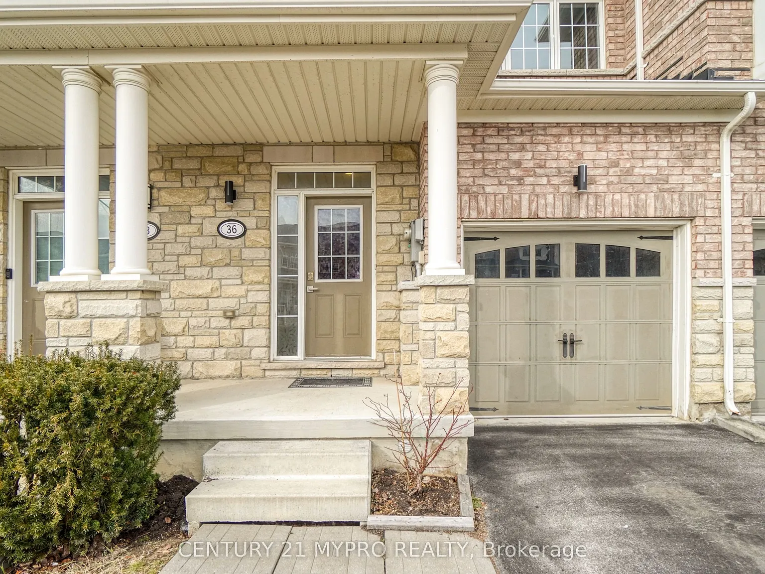 3 bed, $3,100 — Photo 2
