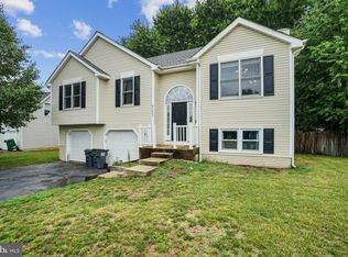 7921 Walnut St, Fredericksburg, VA 22407