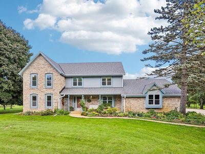 W284N3580 Old North Shore DRIVE, Pewaukee, WI, 53072