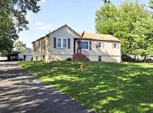 43672 Partlow Rd, Ashburn, VA 20147