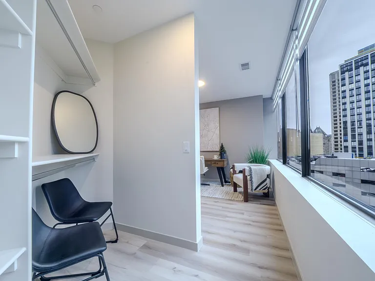 10020 101a Ave NW — Photo 83