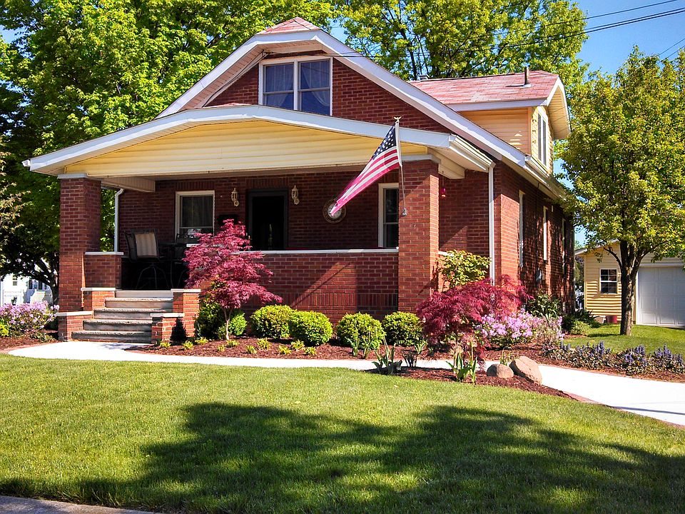 Upgraded Landscaping