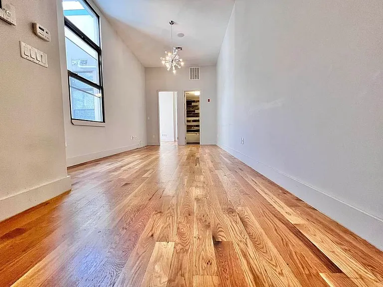 374 Kosciuszko St #4B — Photo 8