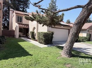 4122 Pinewood Lake Dr, Bakersfield, CA