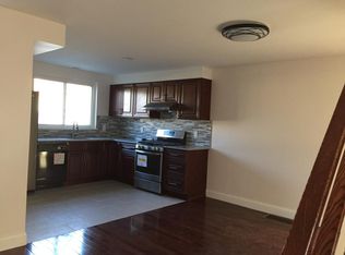 1106 Master St, Philadelphia, PA 19122