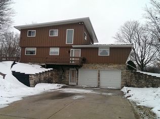 595 Green Bay Rd, Denmark, WI 54208