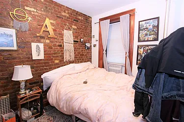 Rented by Dynamik Realty