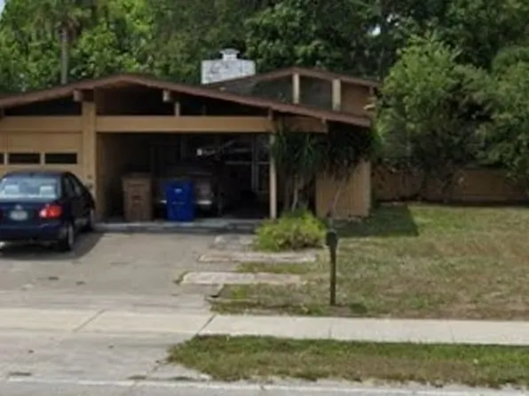 1000 Leeland Heights Blvd E, Lehigh Acres, FL 33936