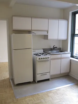 Rented by City & Suburban | media 42