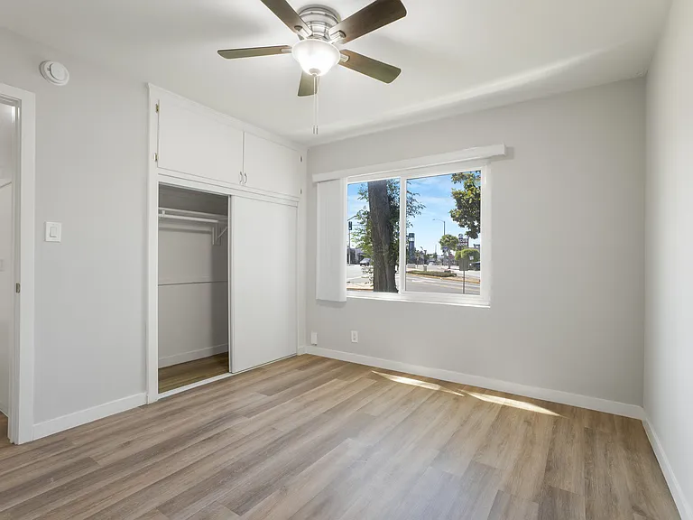 Ladera Townhouse — Photo 37