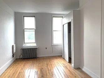 Rented by Capri Jet Realty Corp