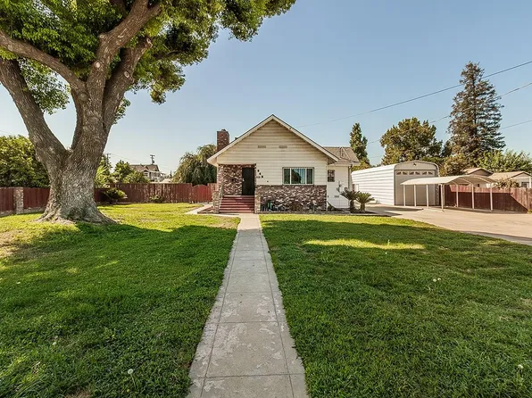 948 Kern St, Kingsburg, CA 93631